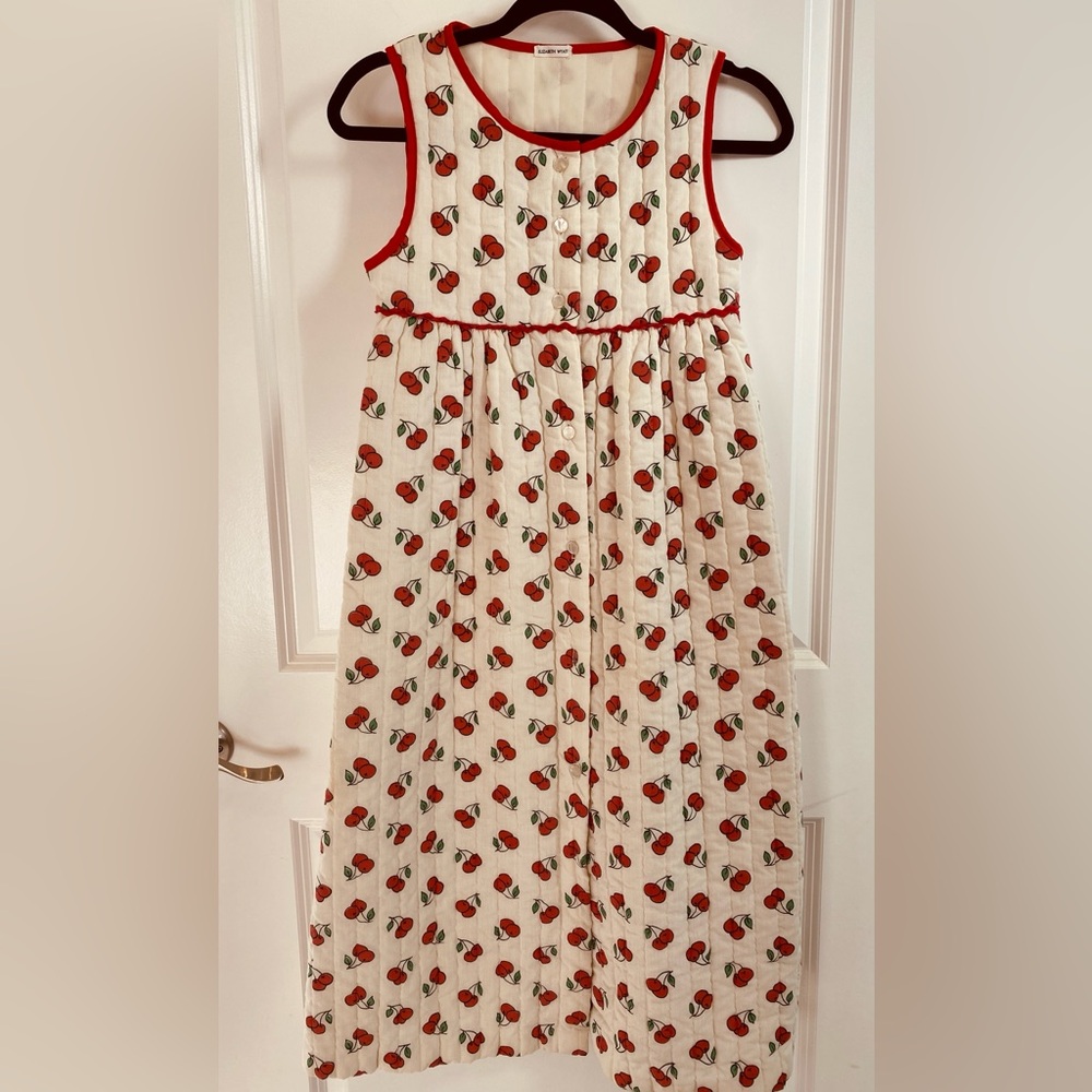 ELIZABETH WYATT Vintage Cherry Print Off-White Quilted Sleeveless Dress